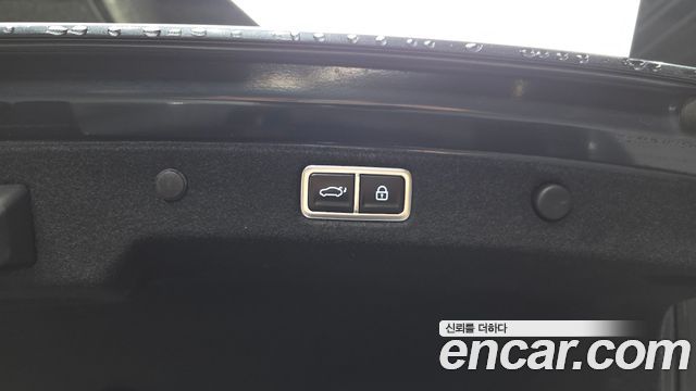 Hyundai Grandeur (GN7) 3.5 LPG 2WD Premium 2024 — фото 31