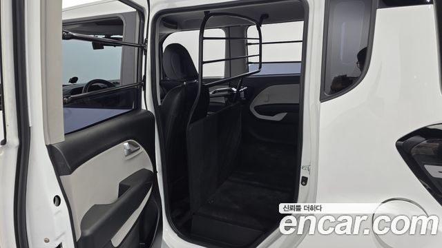 Kia Ray Van 1-Seater Prestige Special 2023 — фото 26