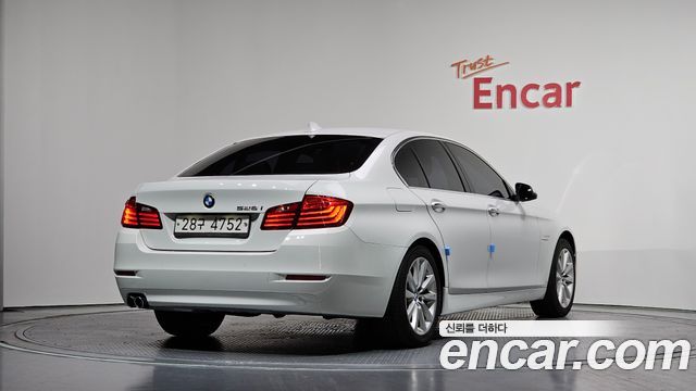 BMW 5 Series (F10) 528i 2015 — фото 2