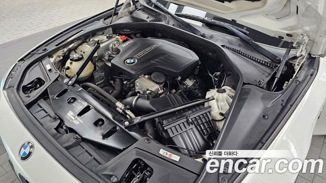 BMW 5 Series (F10) 528i 2015 — фото 6
