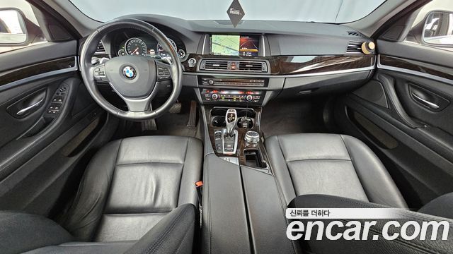 BMW 5 Series (F10) 528i 2015 — фото 7