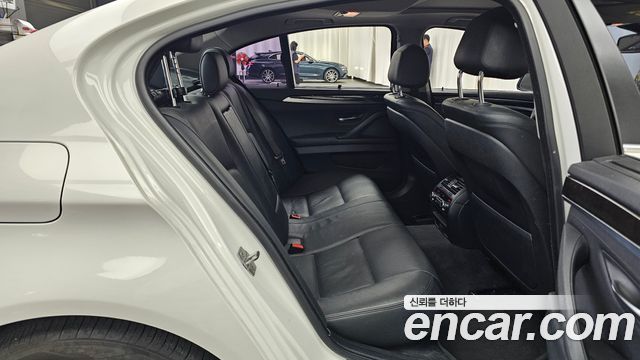 BMW 5 Series (F10) 528i 2015 — фото 12