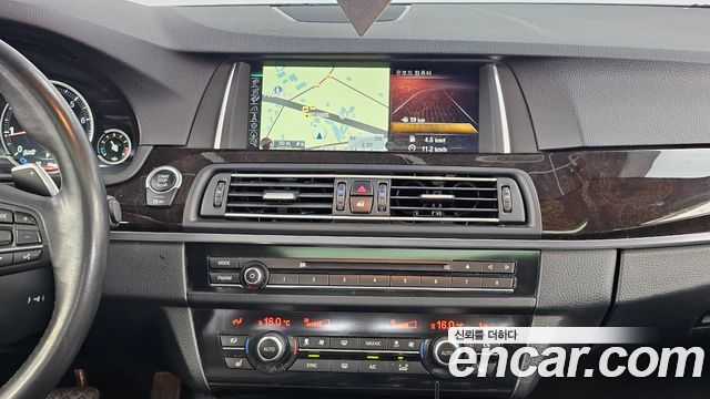BMW 5 Series (F10) 528i 2015 — фото 14