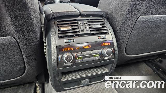 BMW 5 Series (F10) 528i 2015 — фото 19