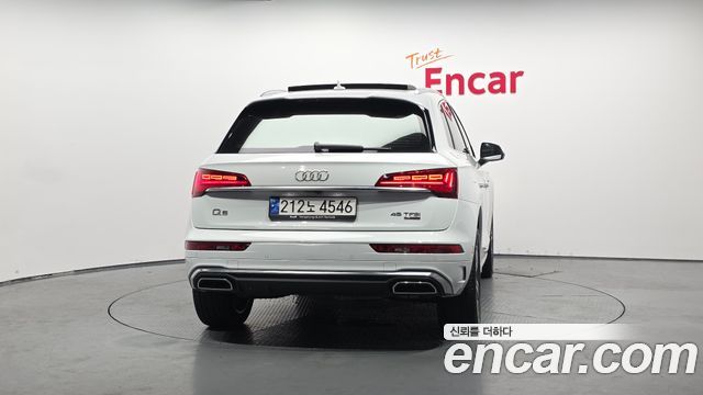 Audi Q5 (FY) 45 TFSI Quattro Premium 2023 — фото 4