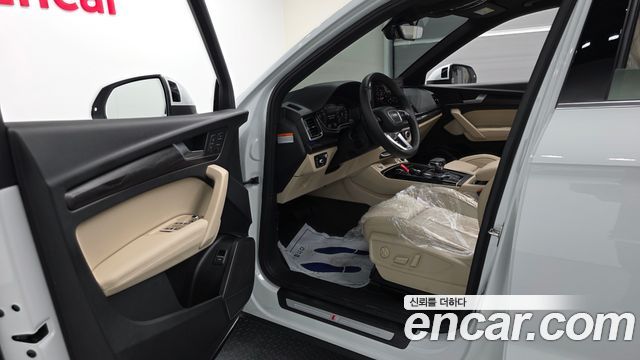 Audi Q5 (FY) 45 TFSI Quattro Premium 2023 — фото 10