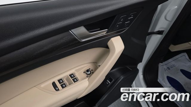 Audi Q5 (FY) 45 TFSI Quattro Premium 2023 — фото 27