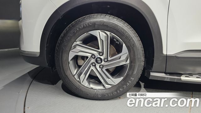 Hyundai Santa Fe Diesel 2.2 2WD Prestige 2021 — фото 5
