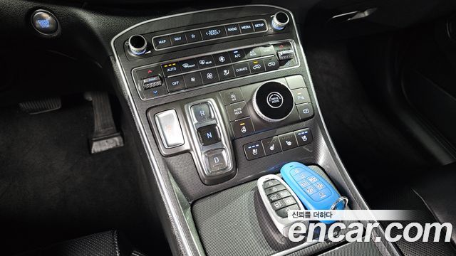 Hyundai Santa Fe Diesel 2.2 2WD Prestige 2021 — фото 9