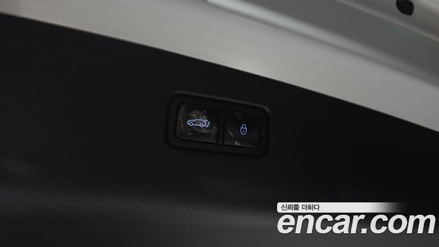Genesis GV70 2.5T Gasoline 2WD 2024 — фото 20