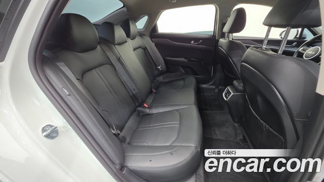 Kia K5 (III) 2.0 Prestige 2025 — фото 24