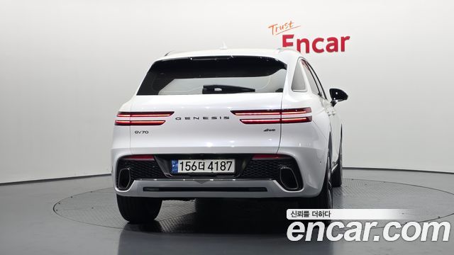 Genesis GV70 2.5T Gasoline AWD 2023 — фото 4