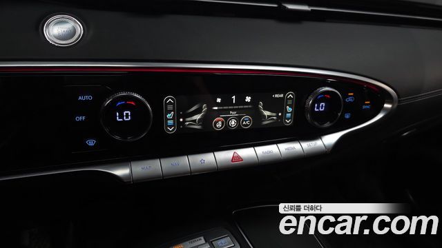 Genesis GV70 2.5T Gasoline AWD 2023 — фото 17
