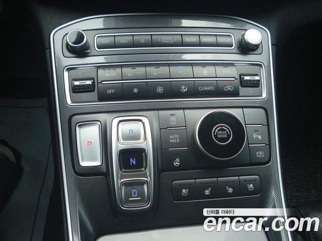 Hyundai Santa Fe Diesel 2.2 2WD Prestige 2021 — фото 9