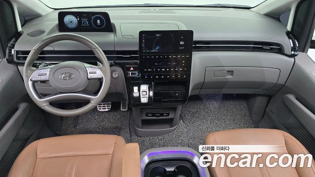 Hyundai Staria 4WD Lounge 9-Seater Inspiration 2023 — фото 7