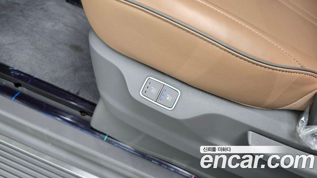 Hyundai Staria 4WD Lounge 9-Seater Inspiration 2023 — фото 27