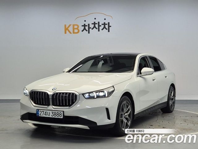 BMW 5 Series (G60) 520i