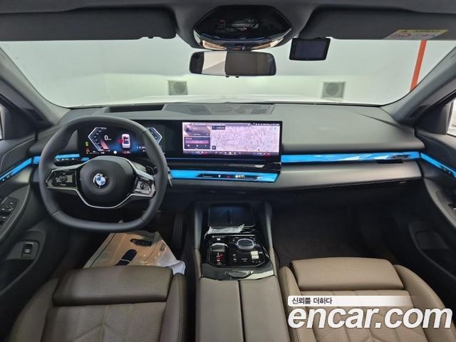 BMW 5 Series (G60) 520i 2025 — фото 7