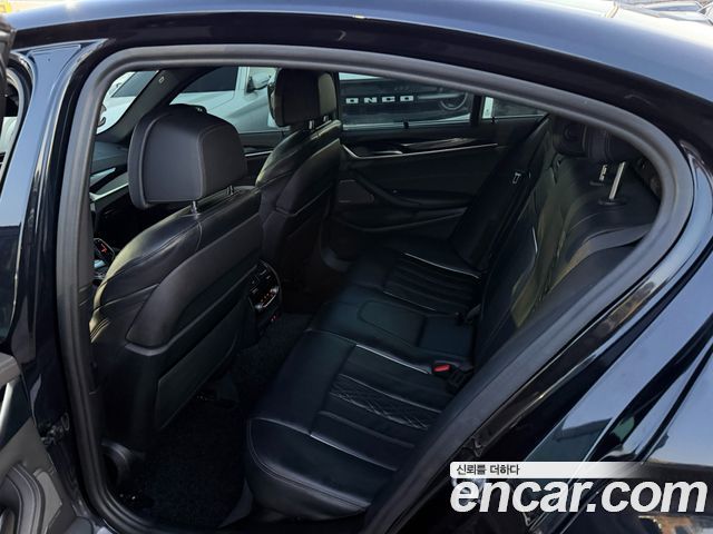 BMW 5 Series (G30) 530i M Sport Package 2022 — фото 6