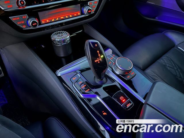 BMW 5 Series (G30) 530i M Sport Package 2022 — фото 16