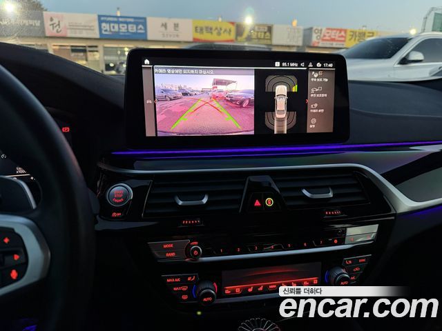 BMW 5 Series (G30) 530i M Sport Package 2022 — фото 18