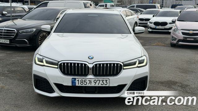BMW 5 Series (G30) 520i M Sport 2023 — фото 3