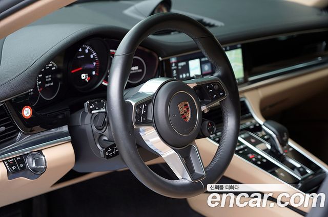 Porsche Panamera (971) 3.0 AWD 2020 — фото 8