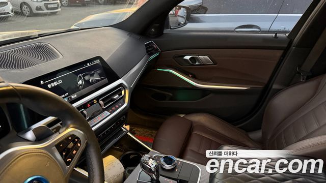 BMW 3 Series (G20) 330e M Sport 2021 — фото 10