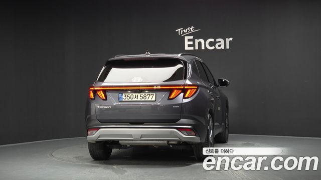Hyundai Tucson (NX4) Gasoline 1.6 Turbo 4WD Inspiration 2024 — фото 4