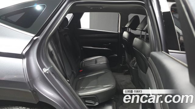 Hyundai Tucson (NX4) Gasoline 1.6 Turbo 4WD Inspiration 2024 — фото 12