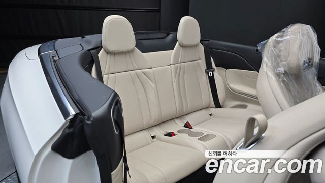 Mercedes-Benz CLE-Class (C236) CLE200 Cabriolet 2024 — фото 16