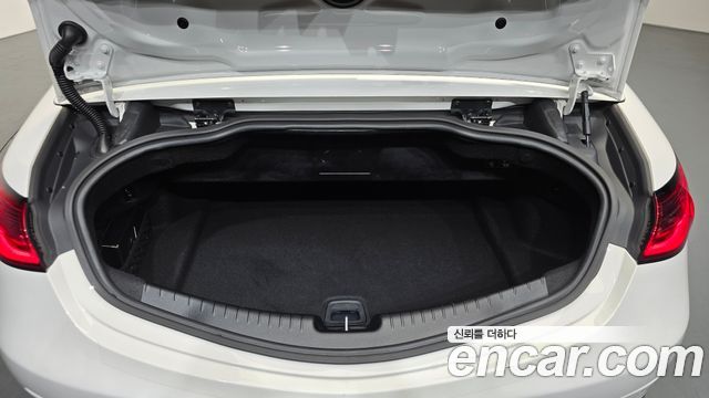 Mercedes-Benz CLE-Class (C236) CLE200 Cabriolet 2024 — фото 20