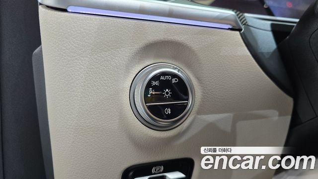 Mercedes-Benz CLE-Class (C236) CLE200 Cabriolet 2024 — фото 22
