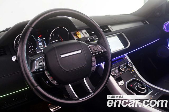 Land Rover Range Rover Evoque 2.0 TD4 SE Dynamic Convertible 2017 — фото 20