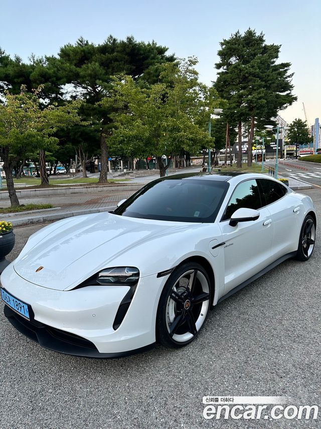 Porsche Taycan 4S 2021 — фото 4