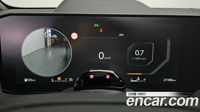 Kia Sportage (V) Gasoline 1.6 Turbo 2WD Signature X Line 2025 — фото 8