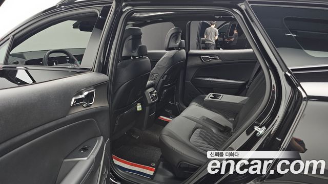 Kia Sportage (V) Gasoline 1.6 Turbo 2WD Signature X Line 2025 — фото 12