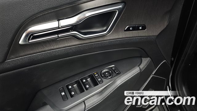 Kia Sportage (V) Gasoline 1.6 Turbo 2WD Signature X Line 2025 — фото 17