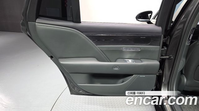 Genesis G90 (RS4) Gasoline 3.5 Turbo AWD 2023 — фото 25