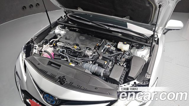 Toyota Camry (XV70) 2.5 XLE Hybrid 2024 — фото 6