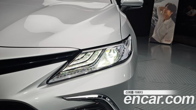 Toyota Camry (XV70) 2.5 XLE Hybrid 2024 — фото 22