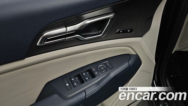 Kia Sportage (V) Gasoline 1.6 Turbo 2WD Signature X Line 2025 — фото 17
