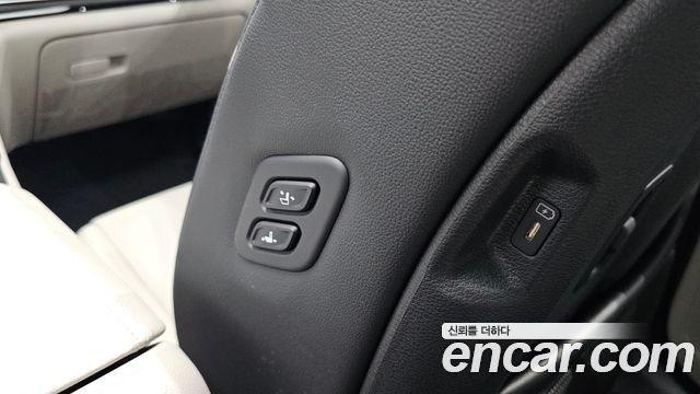 Kia Sportage (V) Gasoline 1.6 Turbo 2WD Signature X Line 2025 — фото 36