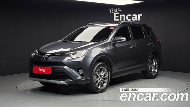 Toyota RAV4 2.5 2WD 4th 2018 — фото 1