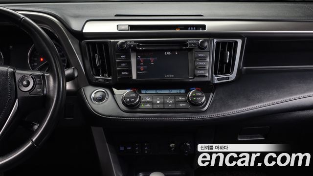Toyota RAV4 2.5 2WD 4th 2018 — фото 12