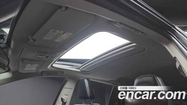 Toyota RAV4 2.5 2WD 4th 2018 — фото 15