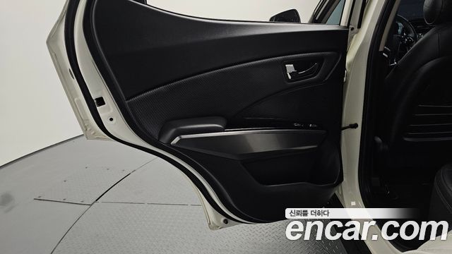 KG Mobility (SsangYong) Very New Tivoli Gasoline 1.5 2WD UPBEAT 2022 — фото 25