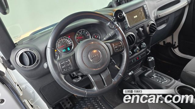 Jeep Wrangler (JK) 3.6 Sport 2Door 2017 — фото 13