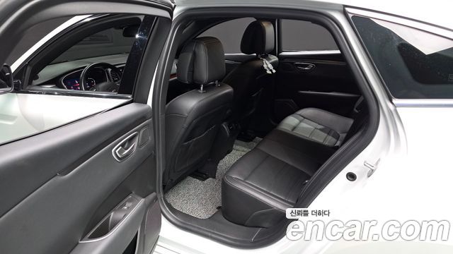 Renault Korea SM6 2.0 LPe Feel 2024 — фото 12