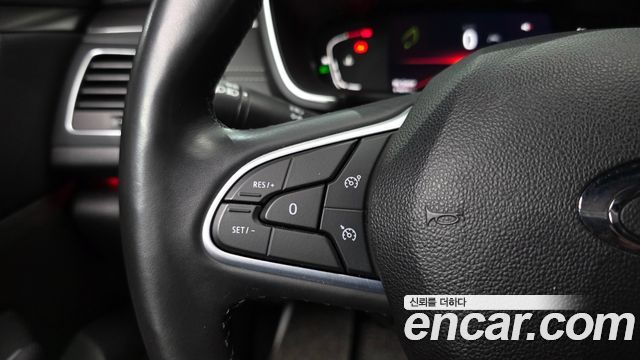 Renault Korea SM6 2.0 LPe Feel 2024 — фото 17